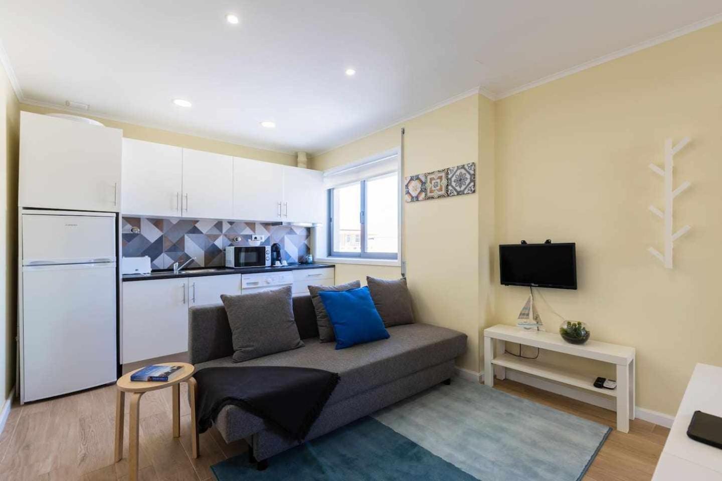 Vista Mare Beach Apartments By Destiny Houses Cortegaça エクステリア 写真