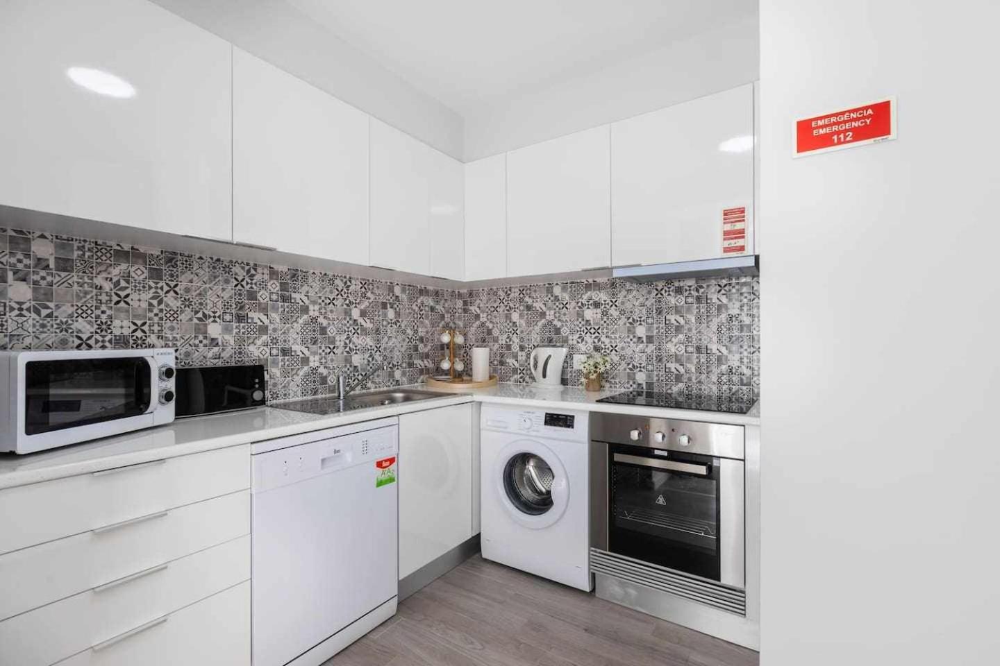 Vista Mare Beach Apartments By Destiny Houses Cortegaça エクステリア 写真