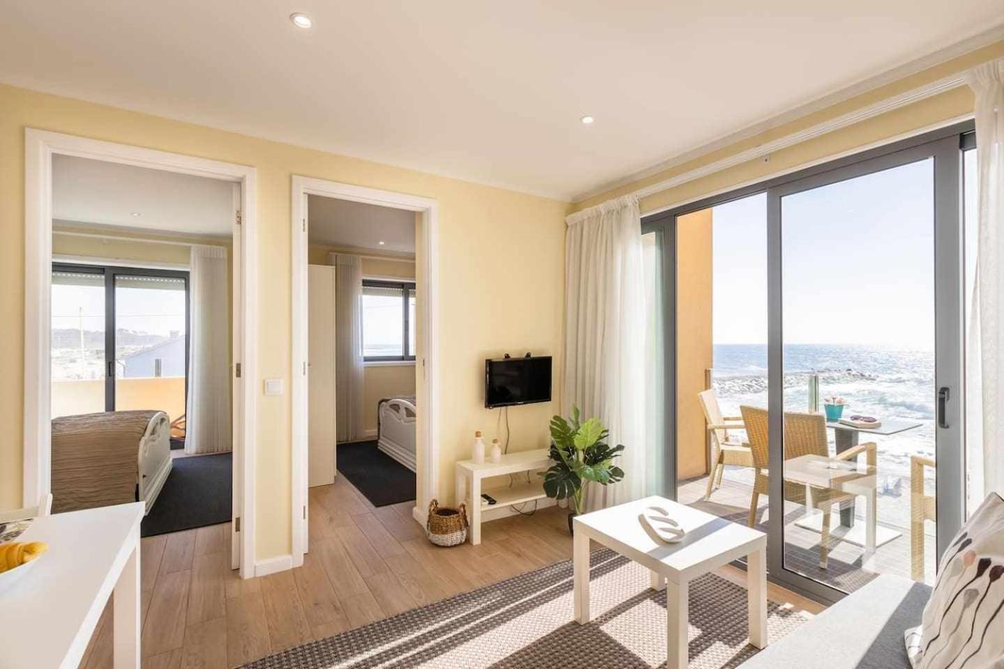 Vista Mare Beach Apartments By Destiny Houses Cortegaça エクステリア 写真